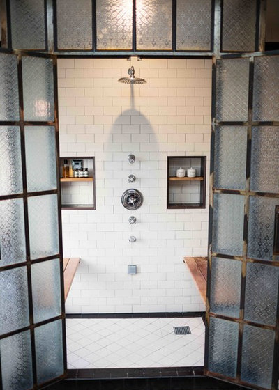 Zementfliesen + Fabrikfenster = Bad im modernen mediterranen Stil