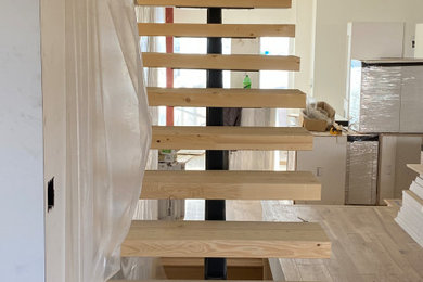 Example of a minimalist staircase design in Denver