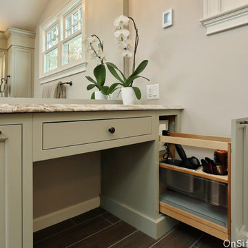 Fantasy Brown Quartzite Master Bathroom