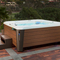 Hot Spring Vanguard NXT - Hot Tubs