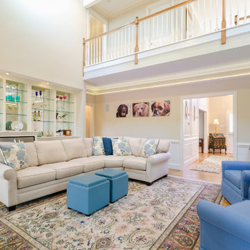 Decorating and Design Ideas with pizzazz for First Floor Living Area