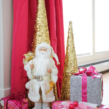 Raspberry & Yellow Holiday House