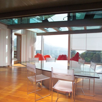 Crestron