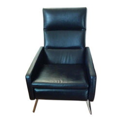BoConcept Black Leather Pinto Recliner - Recliner Chairs