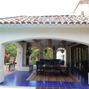 Indoor-Outdoor Living Space
