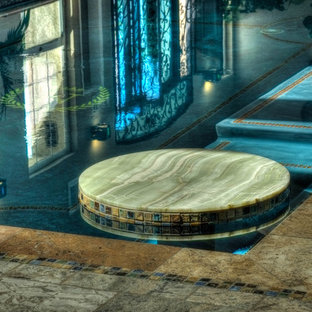 オレンジカウンティの大きいアジアンスタイルのおしゃれなプールの写真