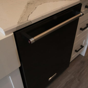 A Kitchen thats "To Die For !..."