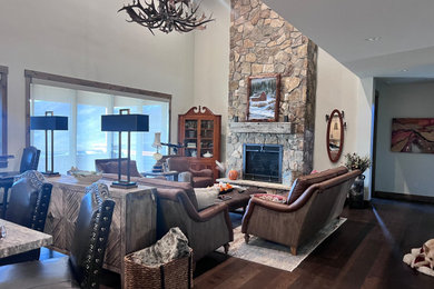 Example of a mountain style home design design in Denver