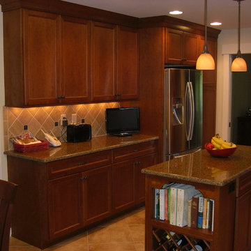 Medallion Silverline Maple Kitchen cabinets