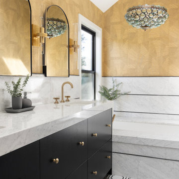 Geometric Bathroom Escape