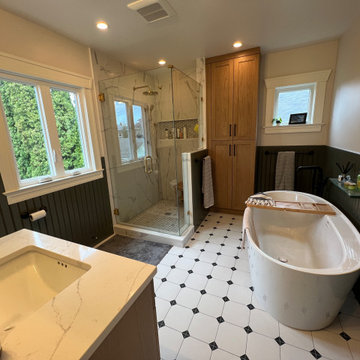Cherry St. Bathroom