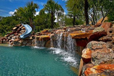 Boulder Gratto Waterfall Pool - By Dominion Pool Group, Inc.