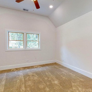 Live in McHenry: 4819 Barnard Mill Rd