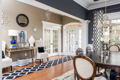 Inspiration for an eclectic entryway remodel in Miami