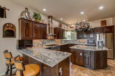 Example of a kitchen design in Phoenix