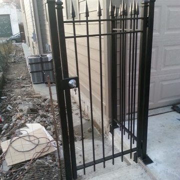 Iron Picket Fence & Gate