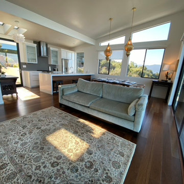 A House in the Clouds: Luxury 2 Bedroom Home with Breathtaking Views