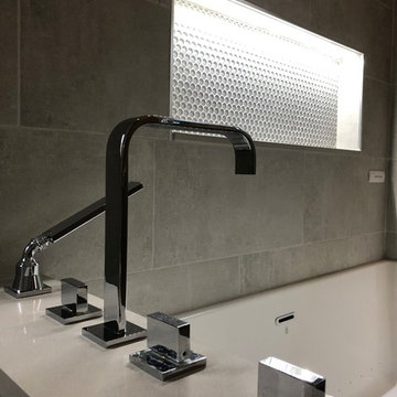 Lighting Play in a Master Bath