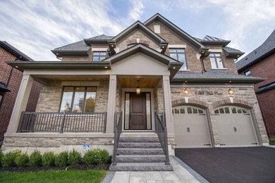 Contemporary exterior home idea in Toronto