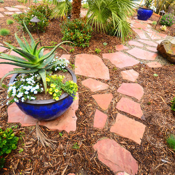 Oxnard Beach House Frontyard