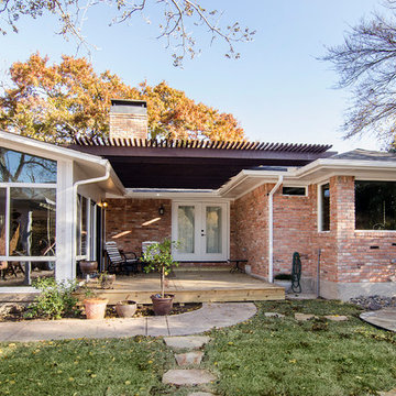 Thompson Garage & Exterior