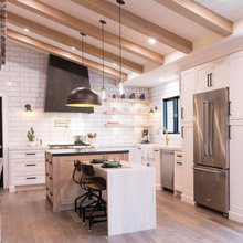Juneau - ceiling beams
