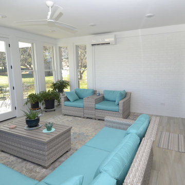 The mini split ductless heater on the upper right will keep this room plenty war