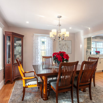 Melrose Dining Room with Bay Window
