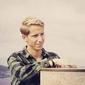 d d's photo
