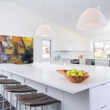 South End Updated Midcentury/Modern Bungalow Staging