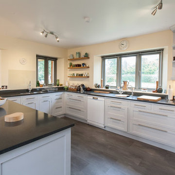 Traditional shaker kitchen in Barn style new build