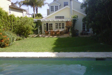 Home design - craftsman home design idea in Los Angeles