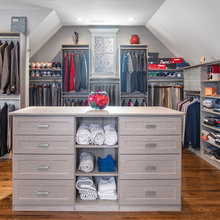 walk-in closet