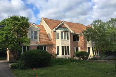 Example of a classic exterior home design in Chicago
