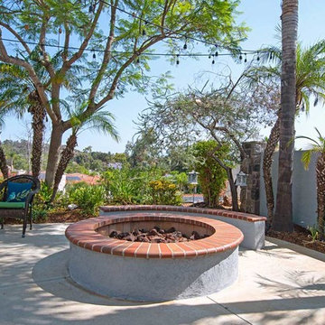 Built In Firepit and Bench Seating Stucco Remodel