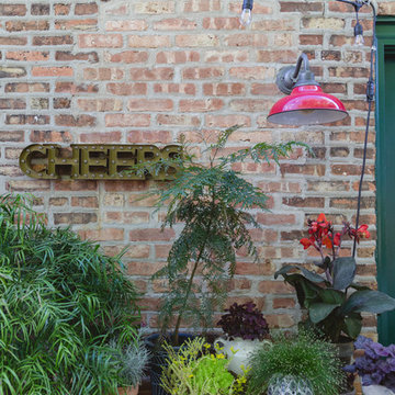 My Houzz: Couple Put a Personal Stamp on Their Chicago Condo