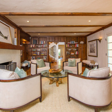 Traditional Living Room