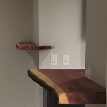 Lake Bella Vista Bar Shelves