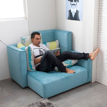 MyClub Lounge Chair with Bluetooth Surround Sound by Famaliving California