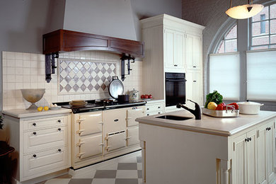 Elegant kitchen photo in San Francisco