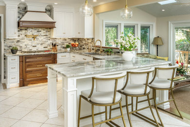 Kitchen - traditional kitchen idea in Other