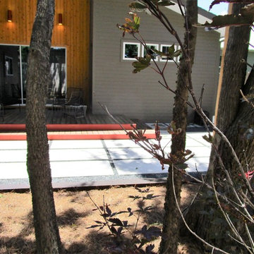 New Build Contempory Focus on Entertaining and Drainage Ditch Reinforcment