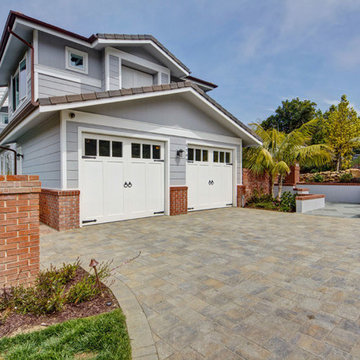 Contemporary-Traditional Interpretation Home