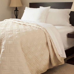 Lavish Home Solid Color Ivory Twin Bed Quilt - Quilts And Quilt Sets