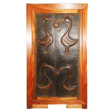 armoire avec portes ethniques d'Afrique
