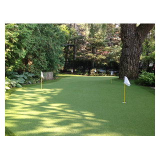 golf anyone? - Modern - Landscape - Toronto - by Design Turf Inc. | Houzz