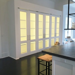Southampton, NY &ndash; Transitional &ndash; White Kitchen Cabinetry - Kitchen Cabinetry