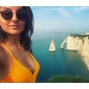 Nesrine Lsks foto
