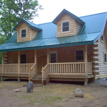 Charming Rustic Cabin
