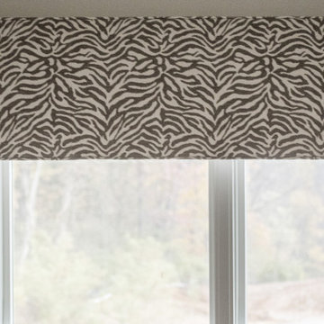 2019 | Floyds Fork Patio Home: Foyer, Office, & Bathroom
